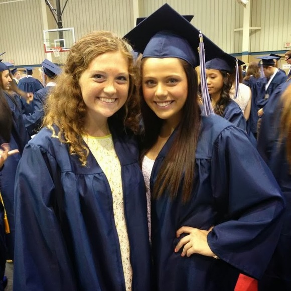 Meet your Posher, Kaylie - Picture 1 of 1